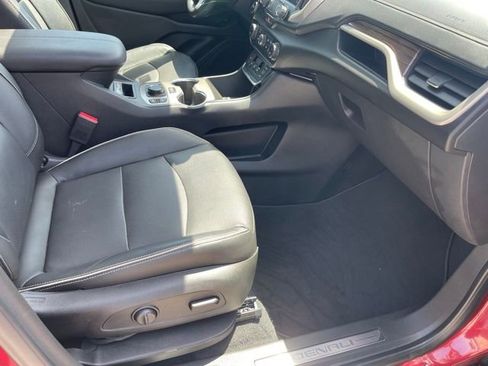 Used 2020 GMC Terrain Denali image 39