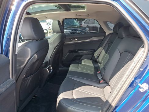 Used 2025 Kia K5 EX FWD image 10