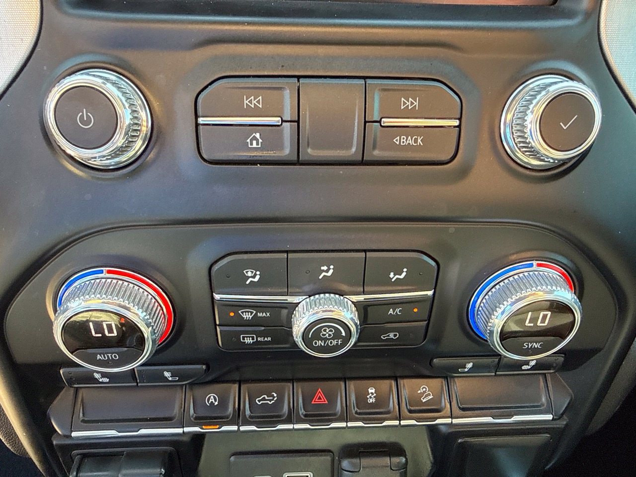 Used 2021 GMC Sierra 1500 Elevation w/ X31 Off-Road Package AWD/4WD image 24