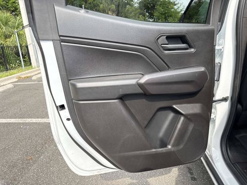 Used 2025 Chevrolet Colorado Trail Boss AWD/4WD image 9