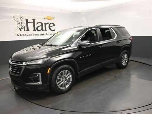 Used 2023 Chevrolet Traverse LT FWD image 29