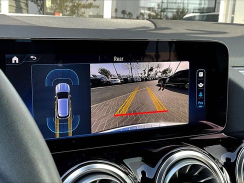 Used 2024 Mercedes-Benz GLA 250 4MATIC image 21