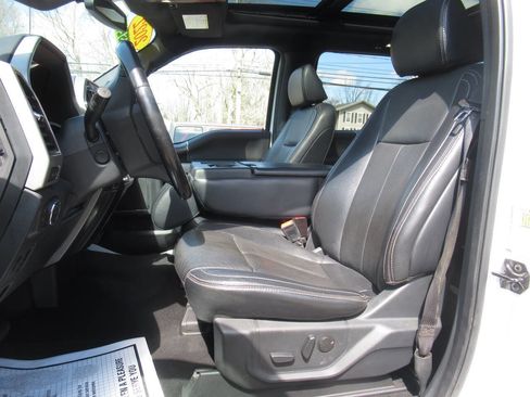 Used 2022 Ford F350 Lariat w/ Tremor Off-Road Package image 16