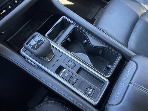 Certified 2023 Nissan Pathfinder SL w/ SL Premium Package image 8