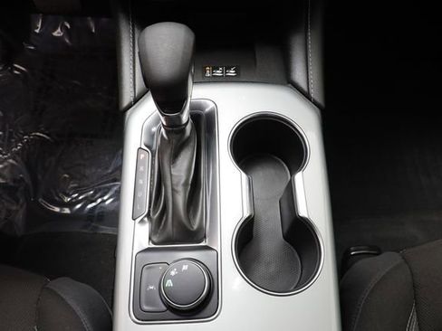 Used 2023 Chevrolet Blazer LT w/ Convenience Package image 12