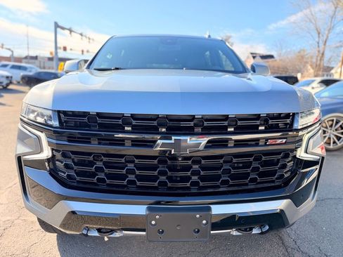 Used 2023 Chevrolet Suburban Z71 w/ Luxury Package AWD/4WD image 7