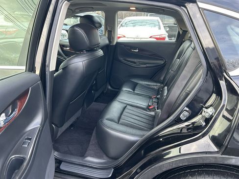 Used 2017 INFINITI QX50 Journey w/ Premium Package image 11