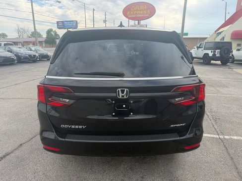 Used 2023 Honda Odyssey Sport image 7