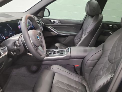 Used 2026 BMW X5 sDrive40i w/ M Sport Package RWD image 12