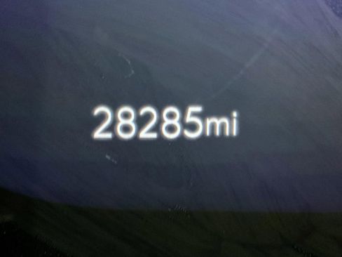 Used 2024 Buick Envision Preferred image 14