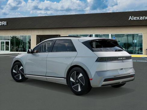 New 2026 Hyundai Ioniq 5 Limited RWD image 5
