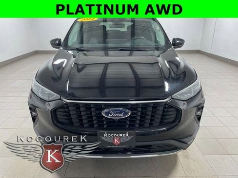 Used 2024 Ford Escape Platinum image 2