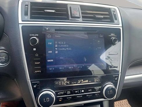 Used 2019 Subaru Outback 2.5i Limited AWD/4WD image 11