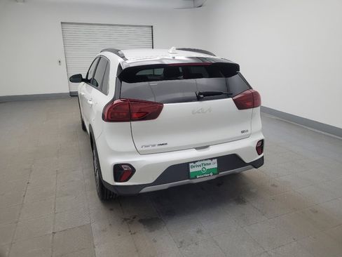 Used 2022 Kia Niro Touring Special Edition image 6