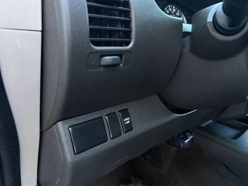 Used 2018 Nissan Frontier S RWD image 37