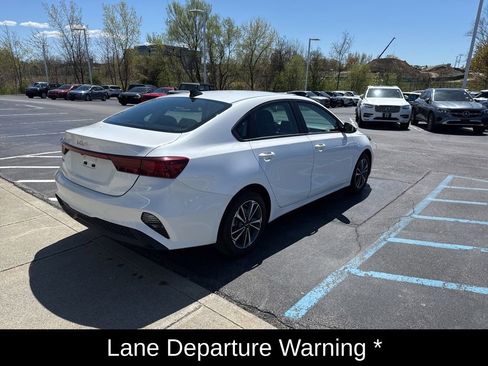 Used 2024 Kia Forte LXS FWD image 5