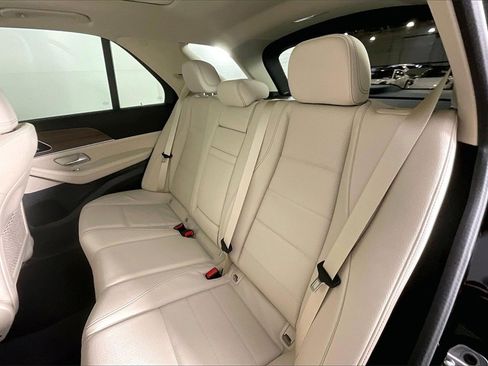 New 2026 Mercedes-Benz GLE 450 4MATIC image 10