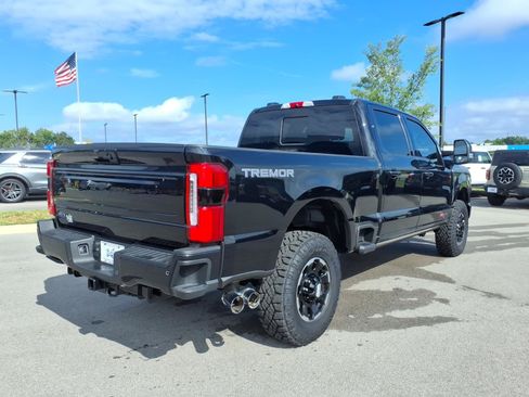 Certified 2026 Ford F250 Platinum w/ Tremor Off-Road Package AWD/4WD image 3