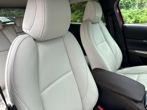 Used 2022 MAZDA CX-30 AWD 2.5 S w/ Premium Package image 27
