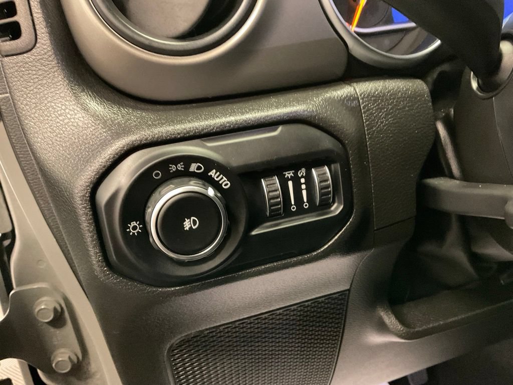 Used 2022 Jeep Wrangler Unlimited Sport AWD/4WD image 15
