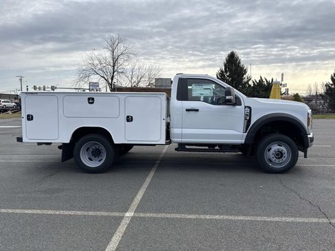 New 2026 Ford F450 XL w/ XL Chrome Package image 2