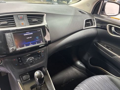 Used 2019 Nissan Sentra SV image 16