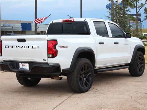 Used 2023 Chevrolet Colorado Trail Boss w/ Technology Package AWD/4WD image 15