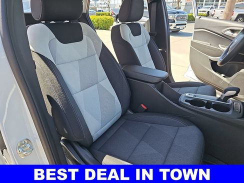 New 2026 Chevrolet Trax LS w/ Driver Confidence Package FWD image 10