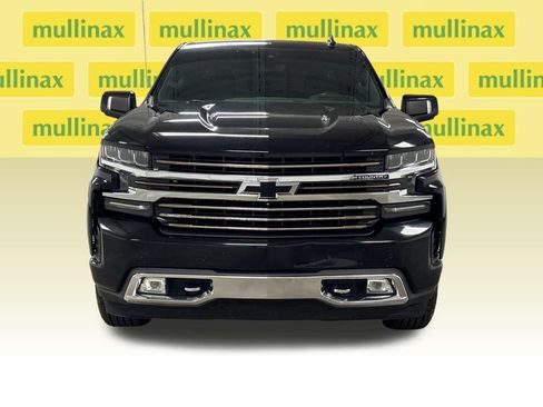 Used 2021 Chevrolet Silverado 1500 High Country w/ Technology Package AWD/4WD image 6