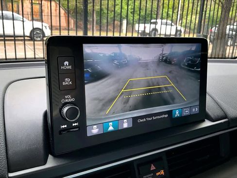 Used 2025 Honda Pilot Touring image 26