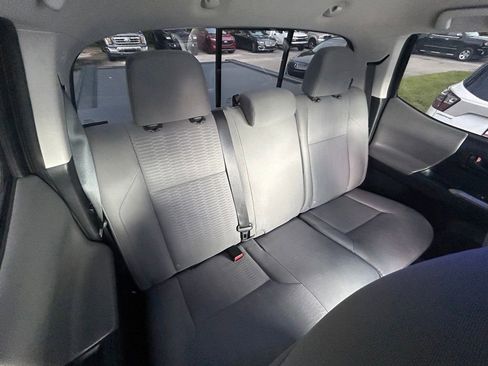 Used 2018 Toyota Tacoma SR5 image 28