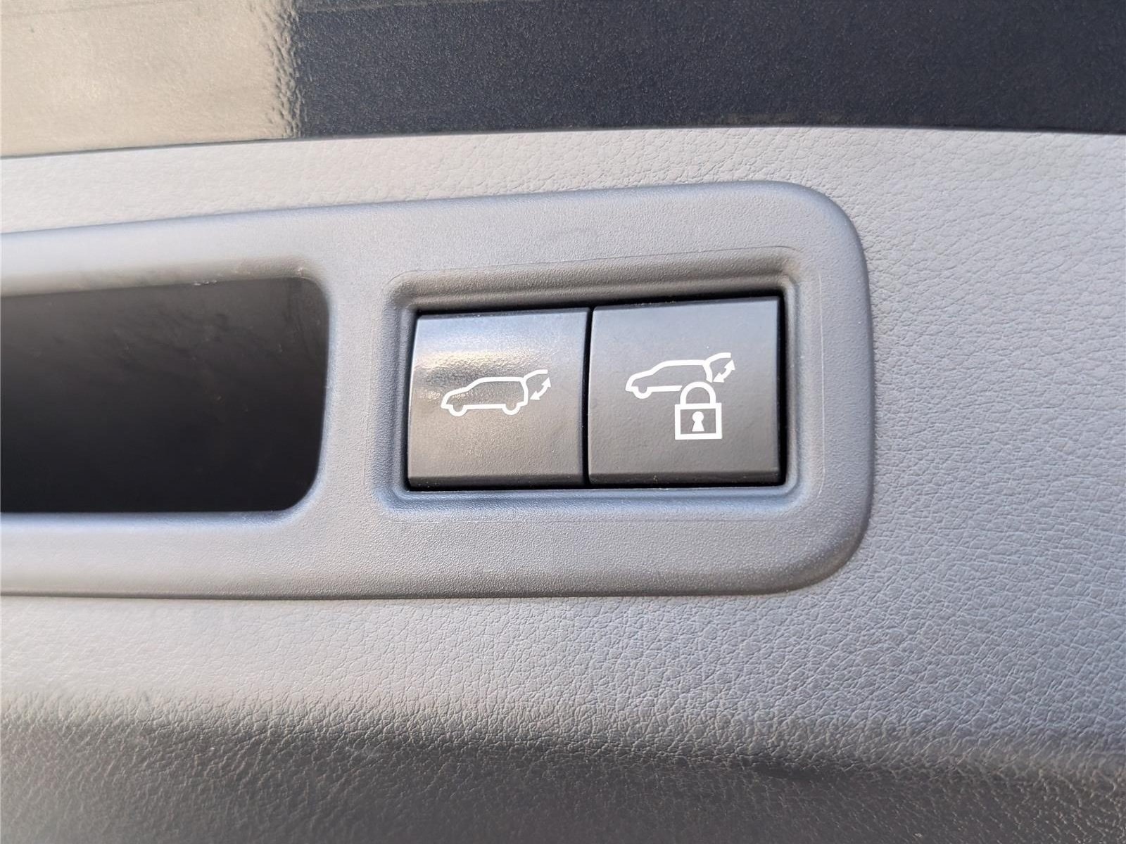 Used 2025 Lexus RX 350h w/ Accessory Package AWD/4WD image 14