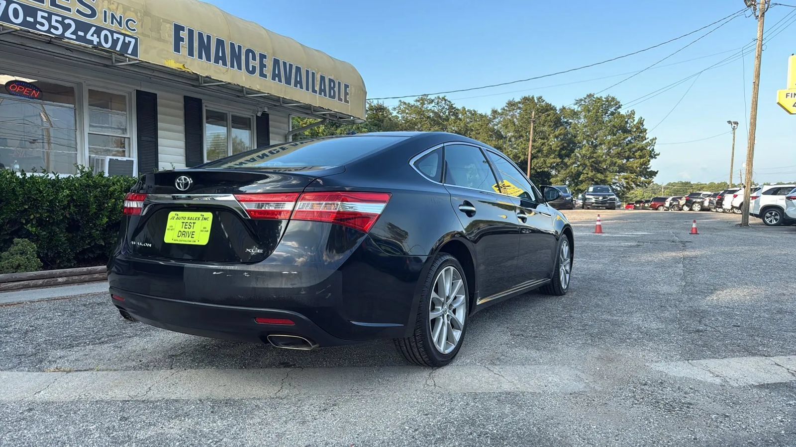 Used 2014 Toyota Avalon XLE Touring FWD image 7
