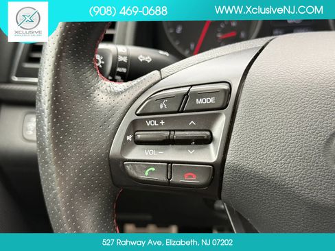Used 2018 Hyundai Elantra Sport FWD image 12