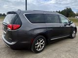 Used 2017 Chrysler Pacifica Limited w/ UConnect Theater Package image 3