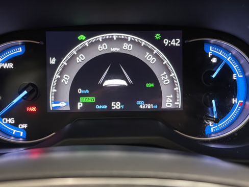 Used 2023 Toyota RAV4 XSE AWD/4WD image 17