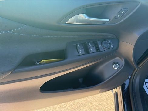 Used 2025 Buick Envista Sport Touring w/ Convenience I Package image 16