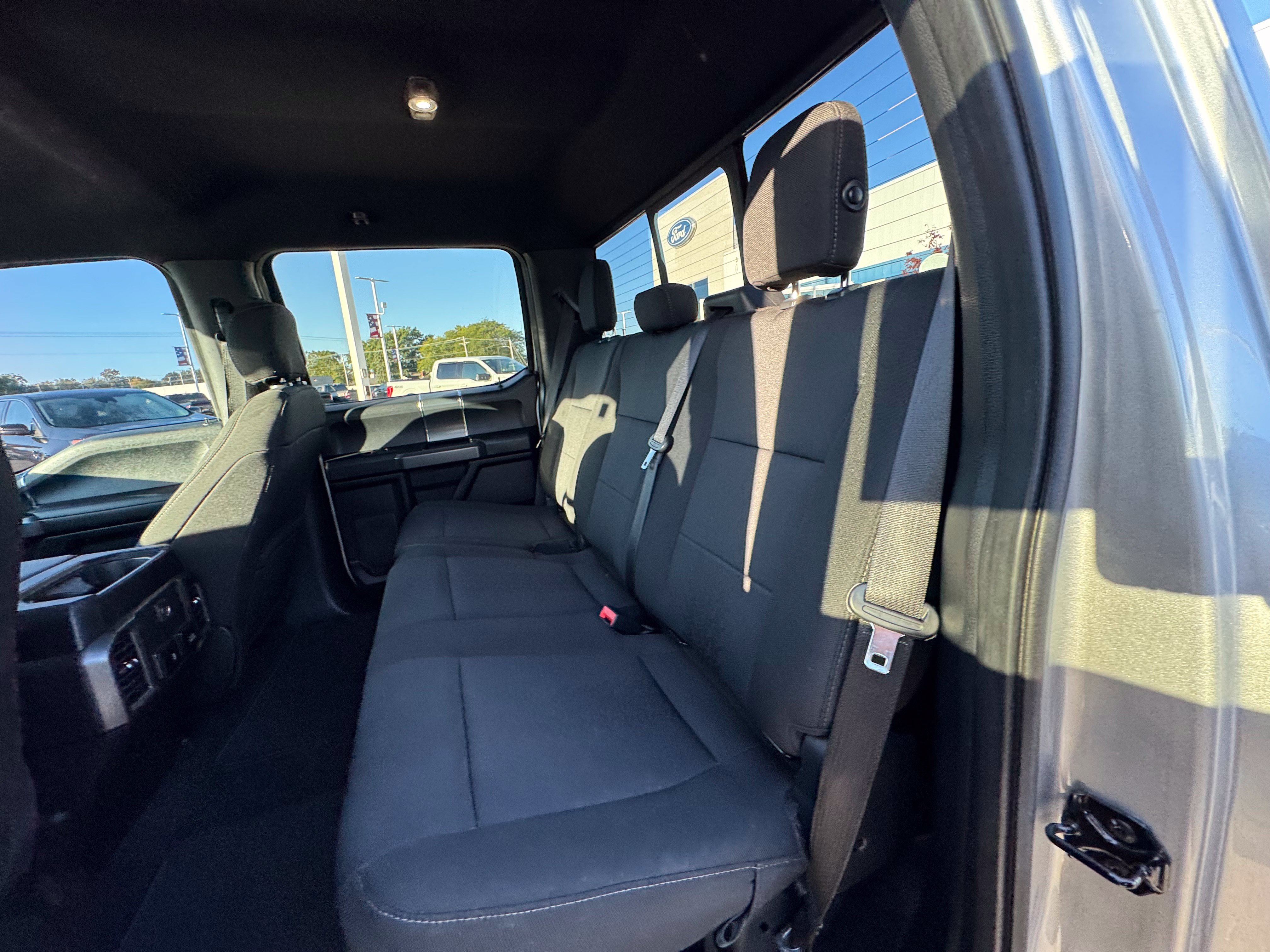 Used 2019 Ford F150 XLT w/ Equipment Group 302A Luxury AWD/4WD image 19