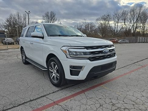 Used 2023 Ford Expedition Limited image 1