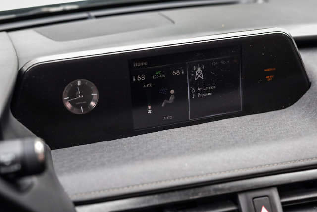 Used 2020 Lexus UX 250h w/ Premium Package AWD/4WD image 40