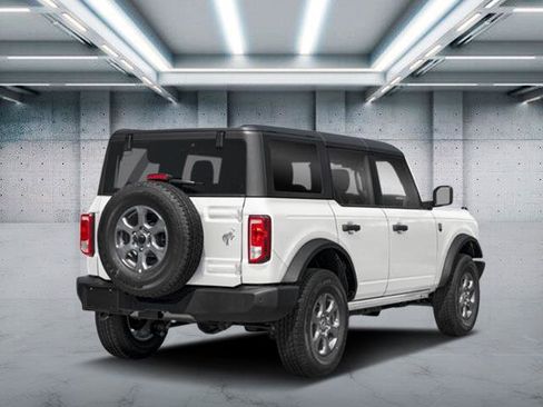 New 2025 Ford Bronco Big Bend image 2