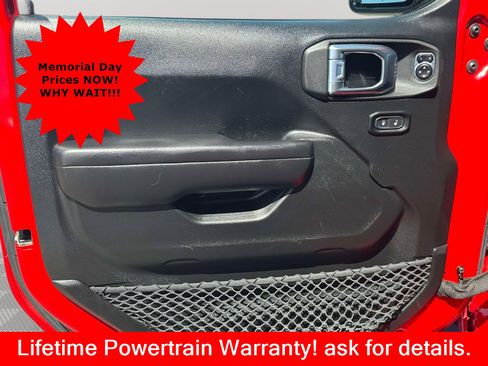 Used 2021 Jeep Wrangler Unlimited Rubicon AWD/4WD image 17