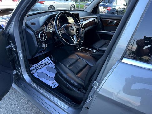 Used 2014 Mercedes-Benz GLK 350 4MATIC image 7