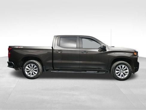 Used 2021 Chevrolet Silverado 1500 Custom w/ Safety Confidence Package AWD/4WD image 6