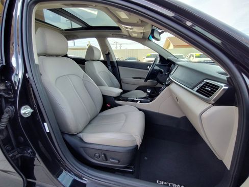 Used 2017 Kia Optima EX w/ Premium Package image 44