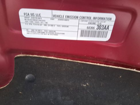 Used 2018 Chrysler Pacifica Touring Plus w/ Tire & Wheel Group image 9