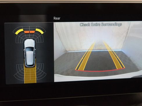 Used 2022 Mercedes-Benz GLC 300 4MATIC image 23