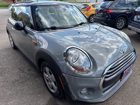 Used 2017 MINI Cooper 2-Door Hardtop FWD image 4