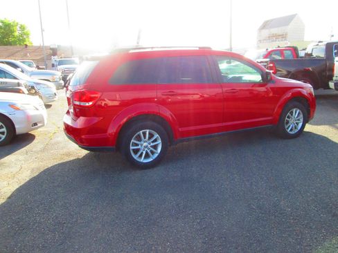 Used 2014 Dodge Journey SXT w/ Flexible Seating Group AWD/4WD image 4
