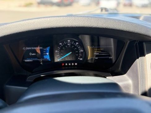 Used 2016 Ford Expedition EL XLT w/ Equipment Group 202A AWD/4WD image 22